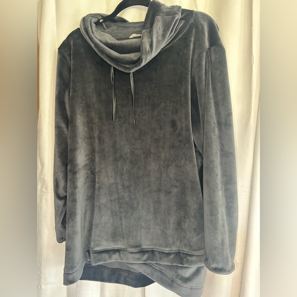 Soft Surroundings Charcoal Gray Plush‎ Cowl Neck Top Asymmetric Bottom Soft Cozy